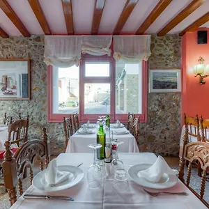 Pensión Restaurante El Roser