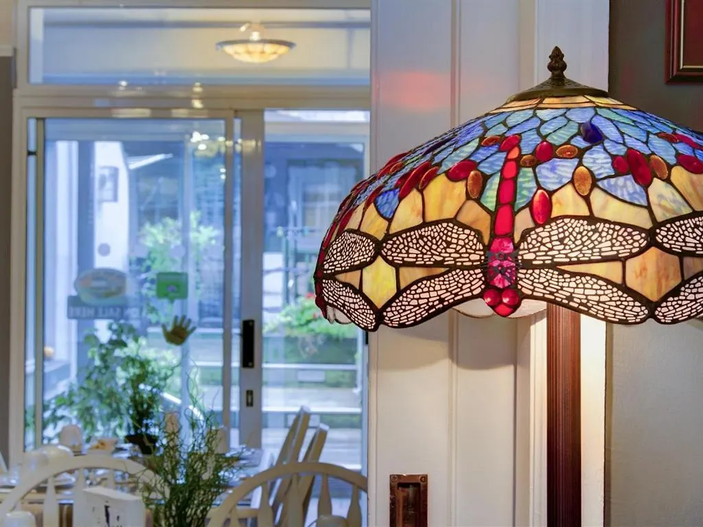 Bed & Breakfast Avoca House B&B Dublin